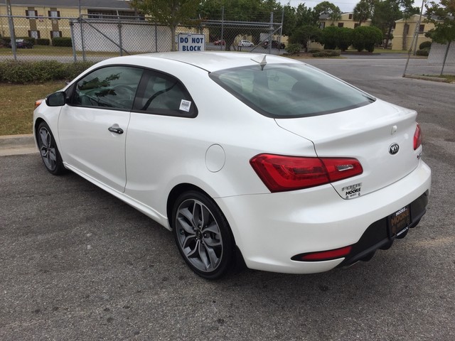 Pre-Owned 2016 Kia Forte Koup SX Front Wheel Drive 2dr Car